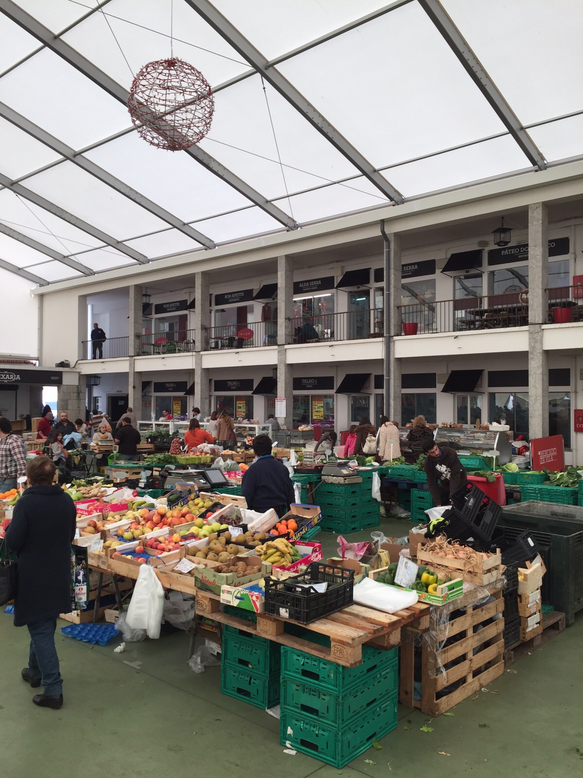 Compras saudáveis no mercado de Cascais
